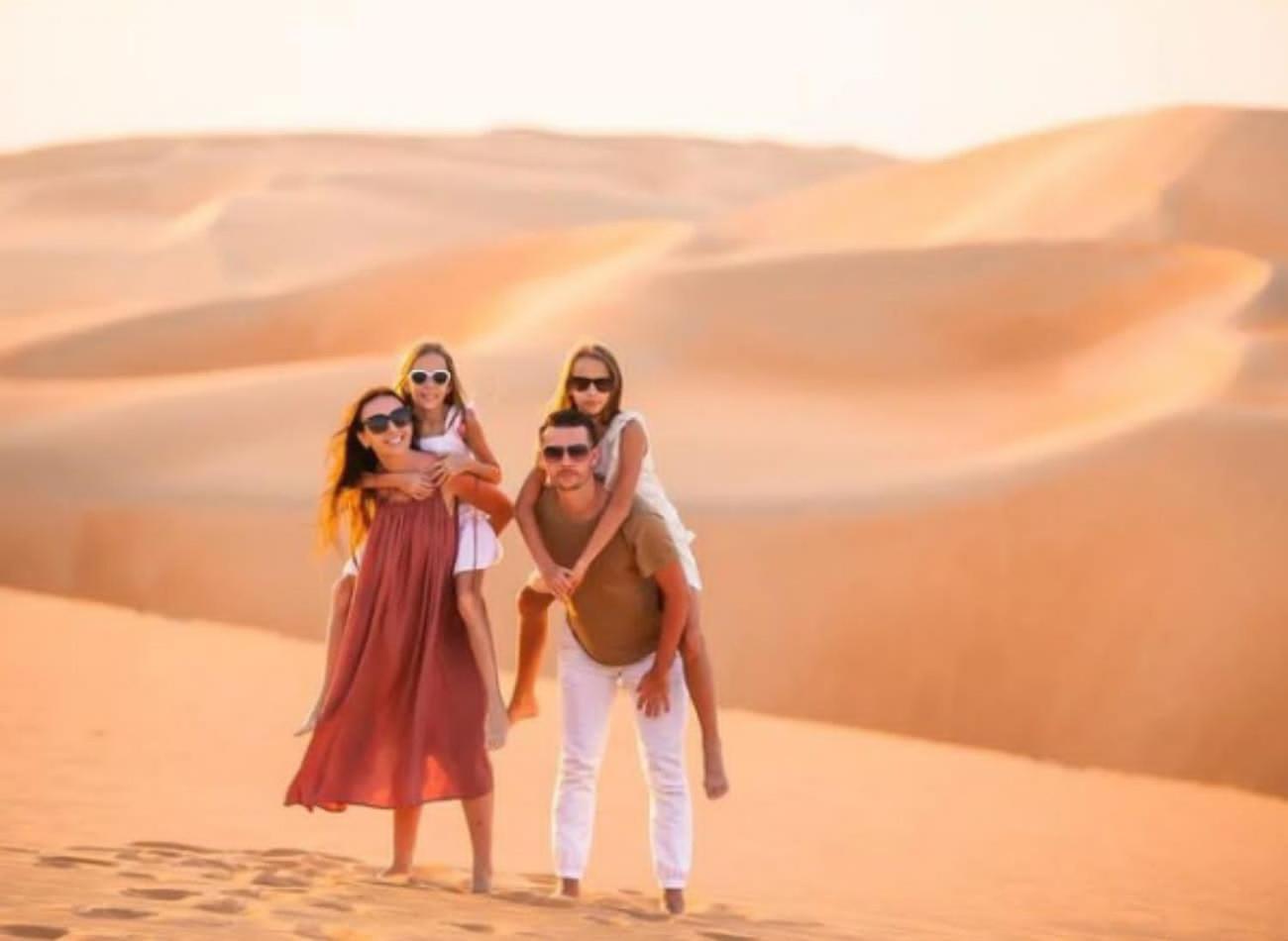 Erg Chebbi Romantic Desert Camp メルズーガ エクステリア 写真