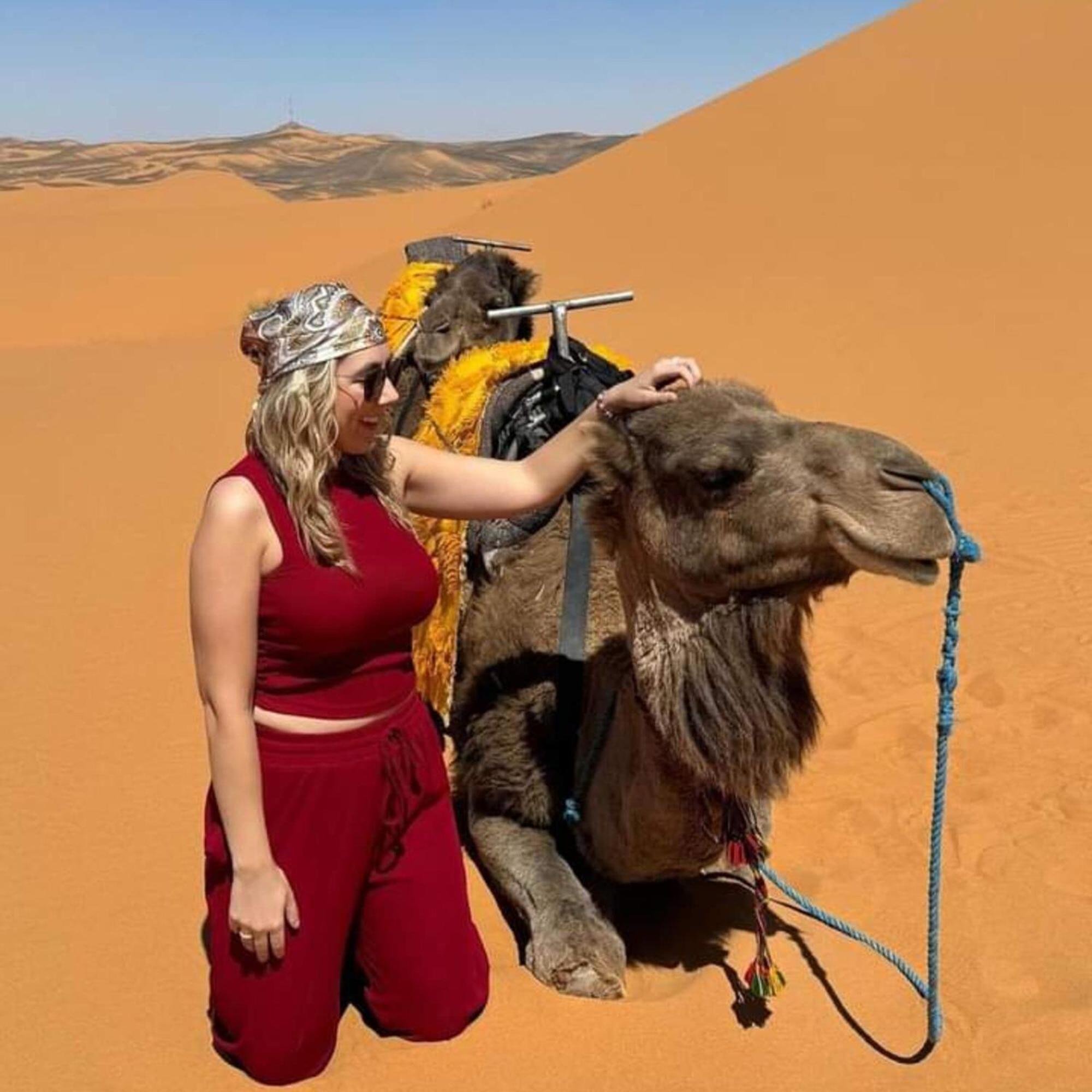 Erg Chebbi Romantic Desert Camp メルズーガ エクステリア 写真
