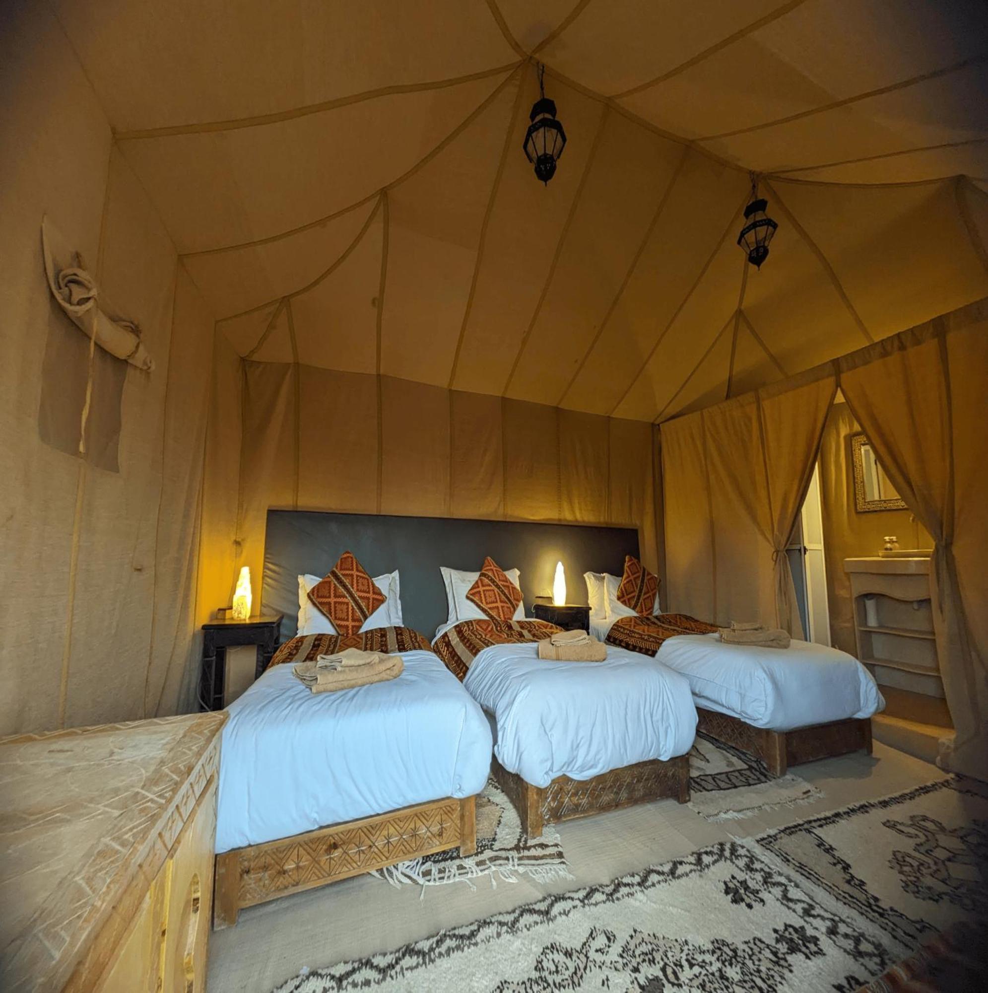 Erg Chebbi Romantic Desert Camp メルズーガ エクステリア 写真
